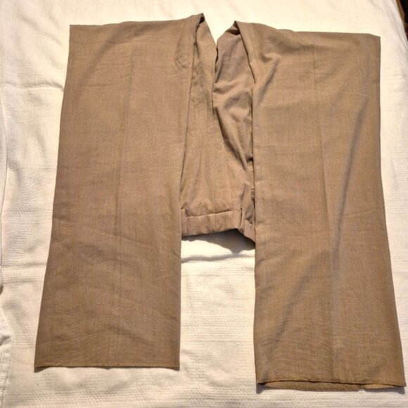 Nautica men's size 43 x 48 TAG ERROR beige flat front dress pants, raw hem, NWT - Picture 4 of 9